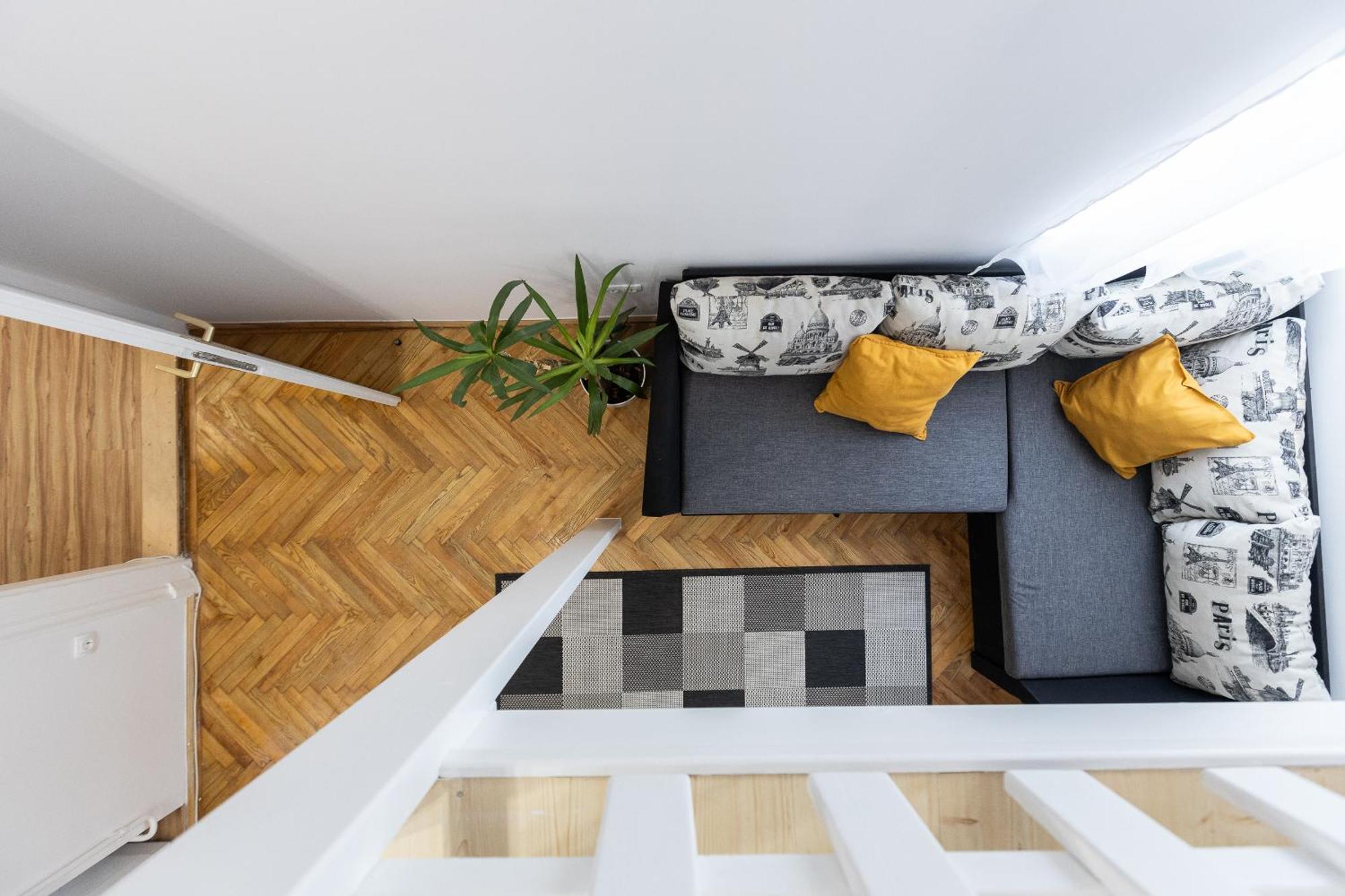 Apartment Cozy With Terrace