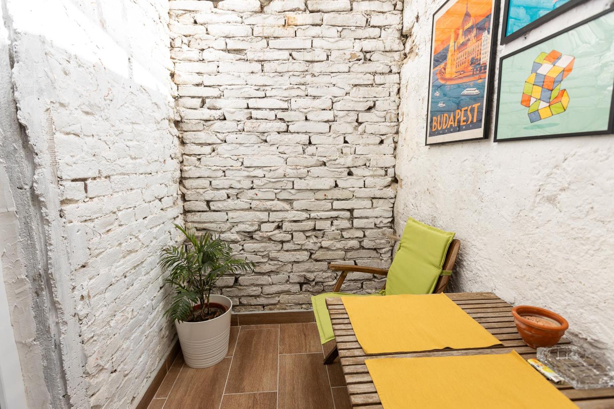 Appartement Cozy With Terrace Budapest